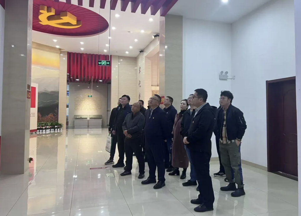 1729128520819040325.png 1729128520819040325.png